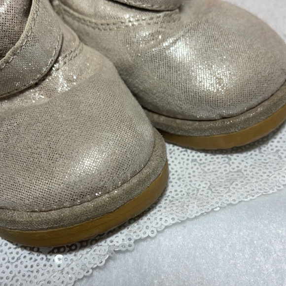 Girls Dora the Explorer toddler boots. Size 5 1/2 - Picture 10 of 11